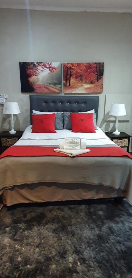 Garden Corner Guesthouse Beaufort West Exterior foto