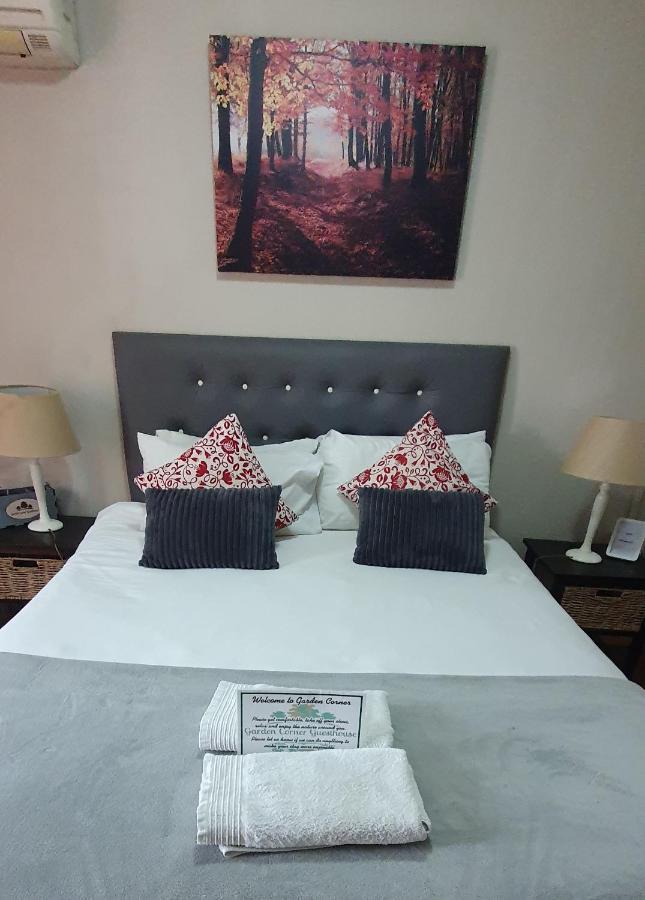 Garden Corner Guesthouse Beaufort West Exterior foto